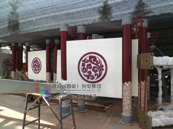 山东烟台仿古公交候车亭