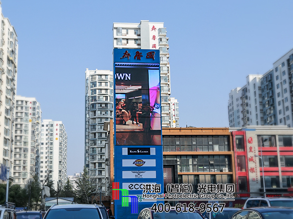 山东临沂LED旋转屏精神堡垒魔方柱